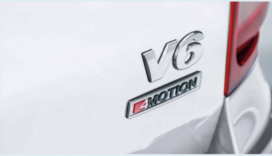 VOLKSWAGEN AMAROK 3.0 V6 TDI DIESEL HIGHLINE CD 4MOTION AUT. - CINZA - 2021 Foto 6 (Grande)