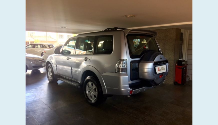 MITSUBISHI PAJERO FULL 3.2 HPE 4X4 16V TURBO INTERCOOLER DIESEL 4P AUT. - PRATA - 2008 Foto 6 (Grande)