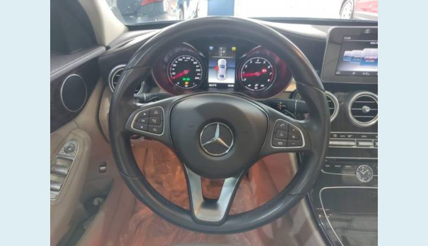 MERCEDES-BENZ C 180 1.6 CGI FLEX EXCLUSIVE 9G-TRONIC - PRETO - 2018 Foto 6 (Grande)