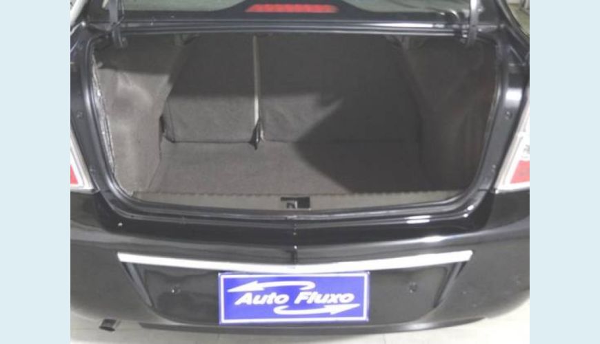 CHEVROLET COBALT 1.8 SFI LTZ 8V FLEX 4P - PRETO - 2013 Foto 6 (Grande)