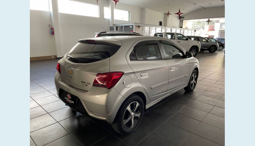 CHEVROLET ONIX 1.4 MPFI LTZ 8V FLEX 4P AUT. - PRATA - 2017 Foto 6 (Grande)