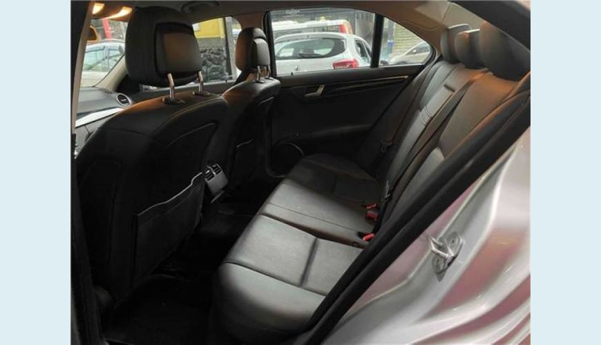 MERCEDES-BENZ C 180 1.8 CGI CLASSIC 16V 4P AUT. - PRATA - 2012 Foto 6 (Grande)