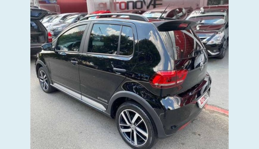 VOLKSWAGEN FOX 1.6 MSI TOTAL FLEX XTREME 4P - PRETO - 2019 Foto 6 (Grande)