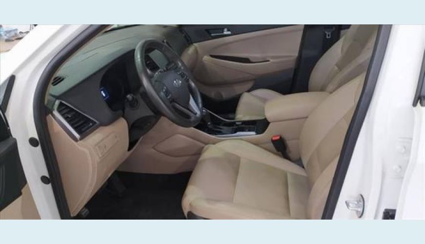 HYUNDAI TUCSON 1.6 16V T-GDI GLS ECOSHIFT - BRANCO - 2019 Foto 6 (Grande)