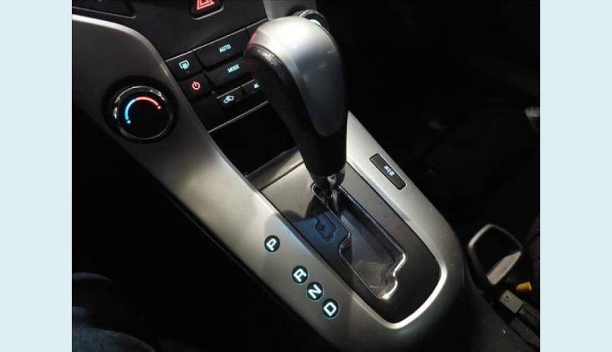 CHEVROLET CRUZE 1.8 LT 16V FLEX 4P AUT. - PRETO - 2012 Foto 6 (Grande)