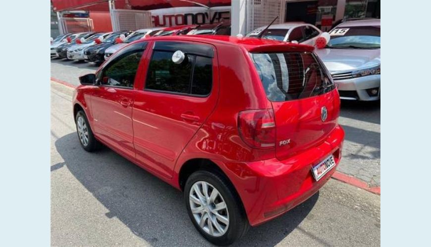 VOLKSWAGEN FOX 1.0 MI 8V FLEX 4P - VERMELHO - 2012 Foto 6 (Grande)
